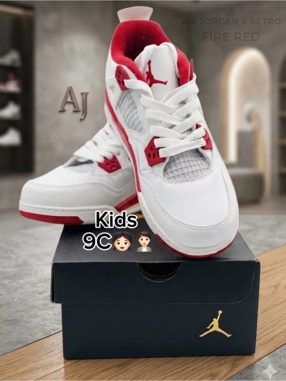 Jordan 4 Retro PS FOR Kids White & Red Low-Top Sneakers (Size 9C)🙋🏻🙋🏻‍♀️